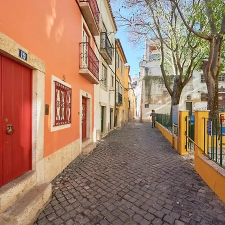 Lisbon Best Choice Apartments Alfama-2